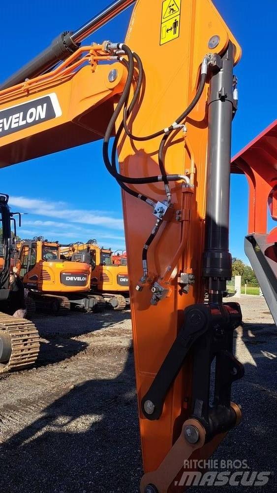 Develon DX 210 NLC-7 Pásová rýpadla