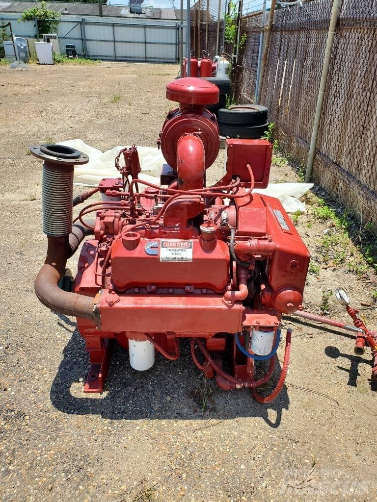 Cummins V-378- F2 Obytné vozy a karavany