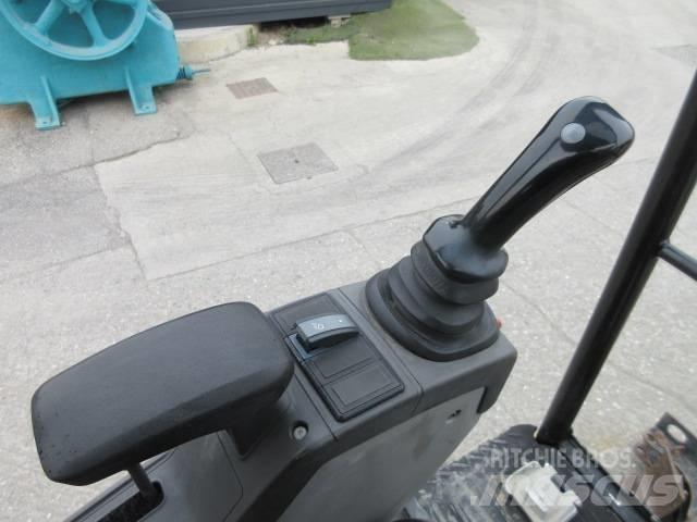 CAT 301.7 D CR Mini rýpadla < 7t