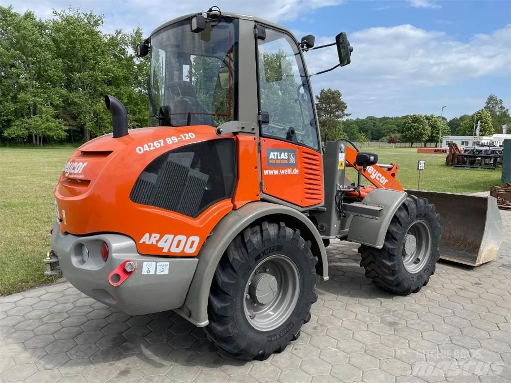 Atlas AR400 Kolové nakladače
