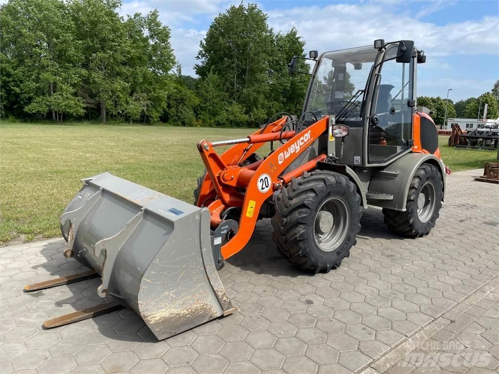 Atlas AR400 Kolové nakladače