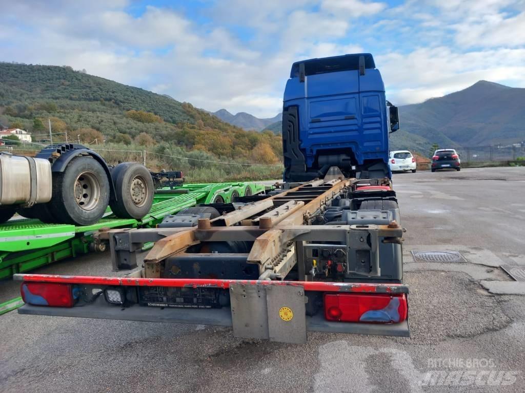 MAN TGX 26.420 Nákladní vozy na přepravu automobilů