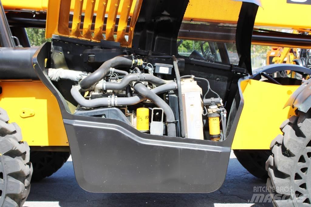 JCB 507-42 Teleskopické manipulátory