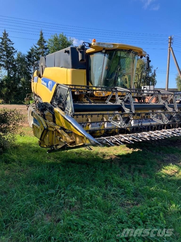 New Holland CX 8080 Sklízecí mlátičky