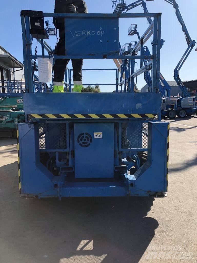 Genie GS 3384 RT Nůžková zvedací plošina