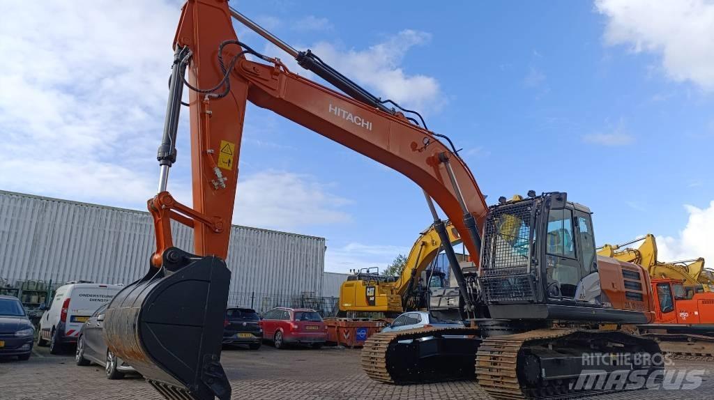 Hitachi ZX 220 LC Pásová rýpadla