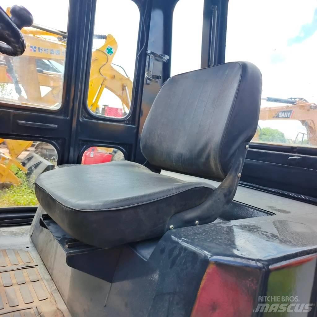 TCM FD100 Dieselové vozíky