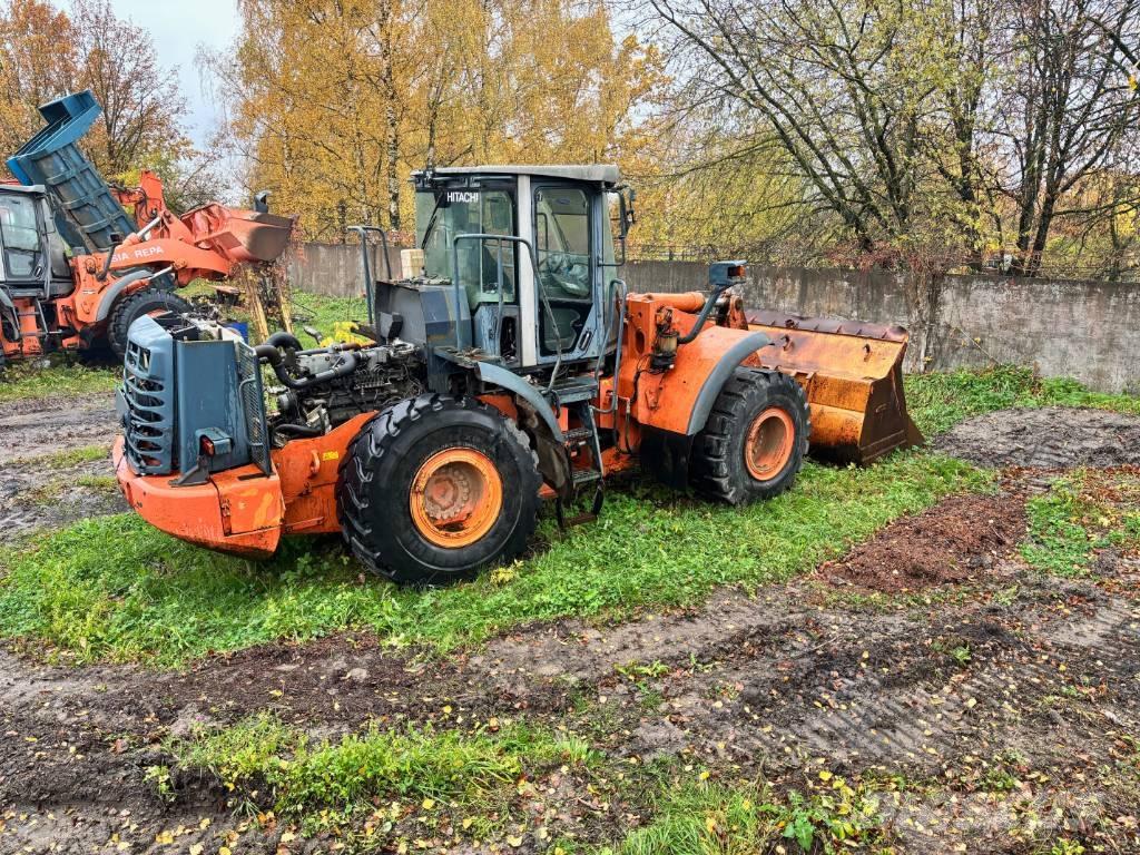 Hitachi ZW 250 Kolové nakladače