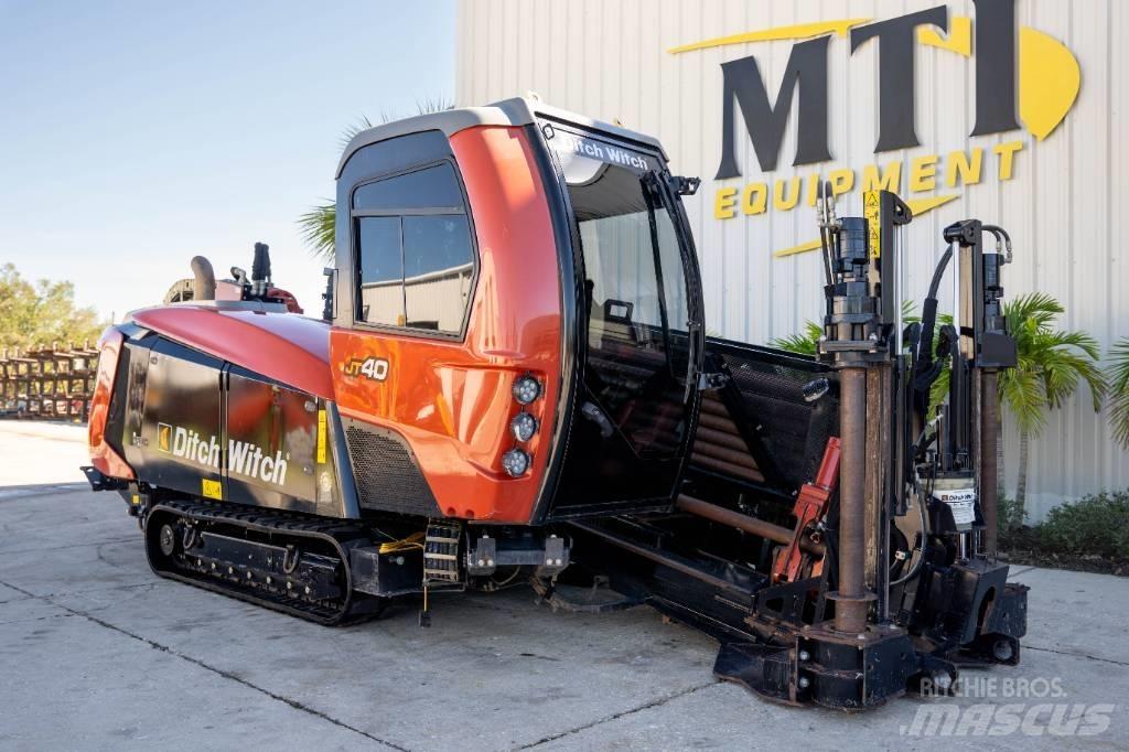 Ditch Witch JT40 Horizontální vrtací zařízení