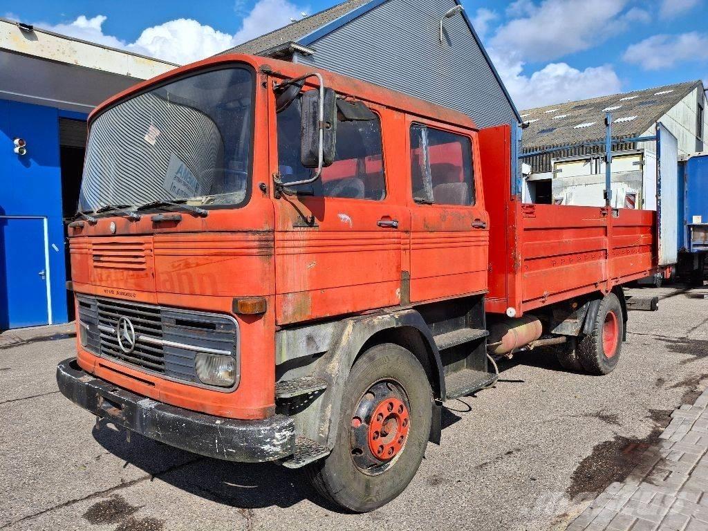 Mercedes-Benz 1113 Nákladní vozidlo bez nástavby