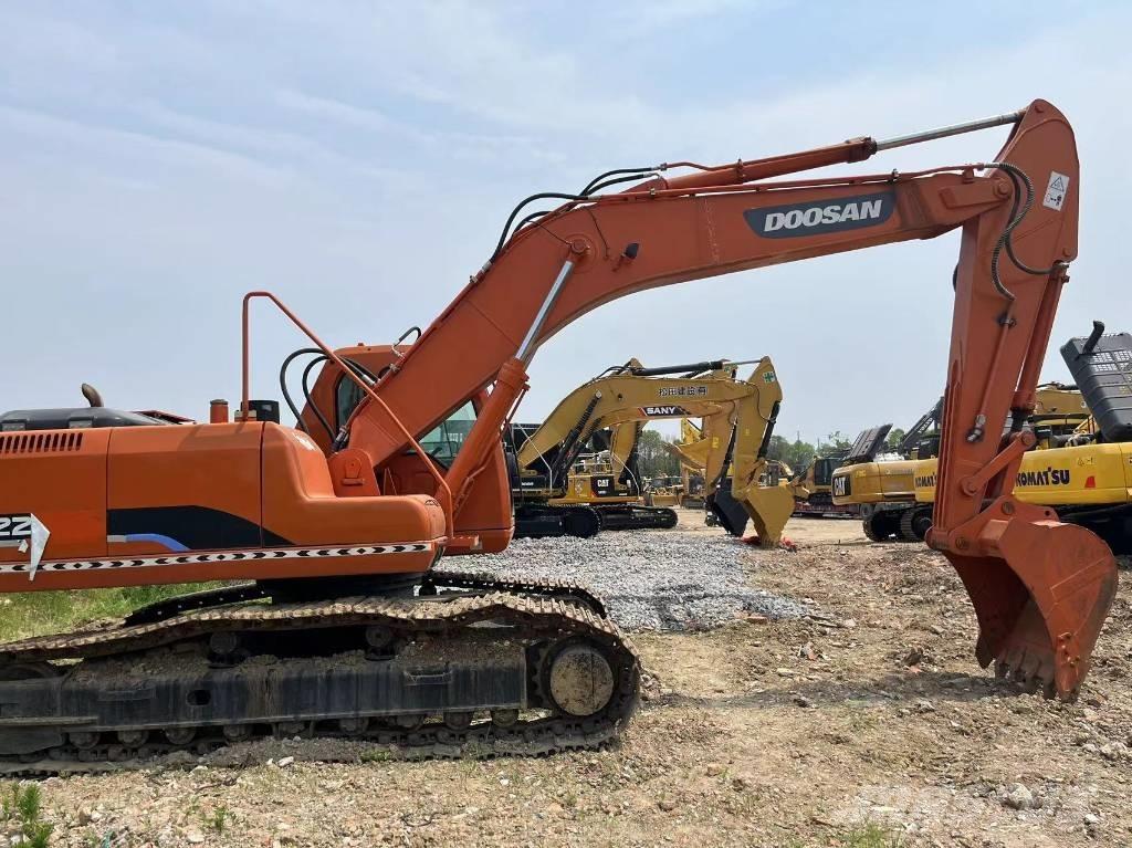 Doosan DH225 Pásová rýpadla