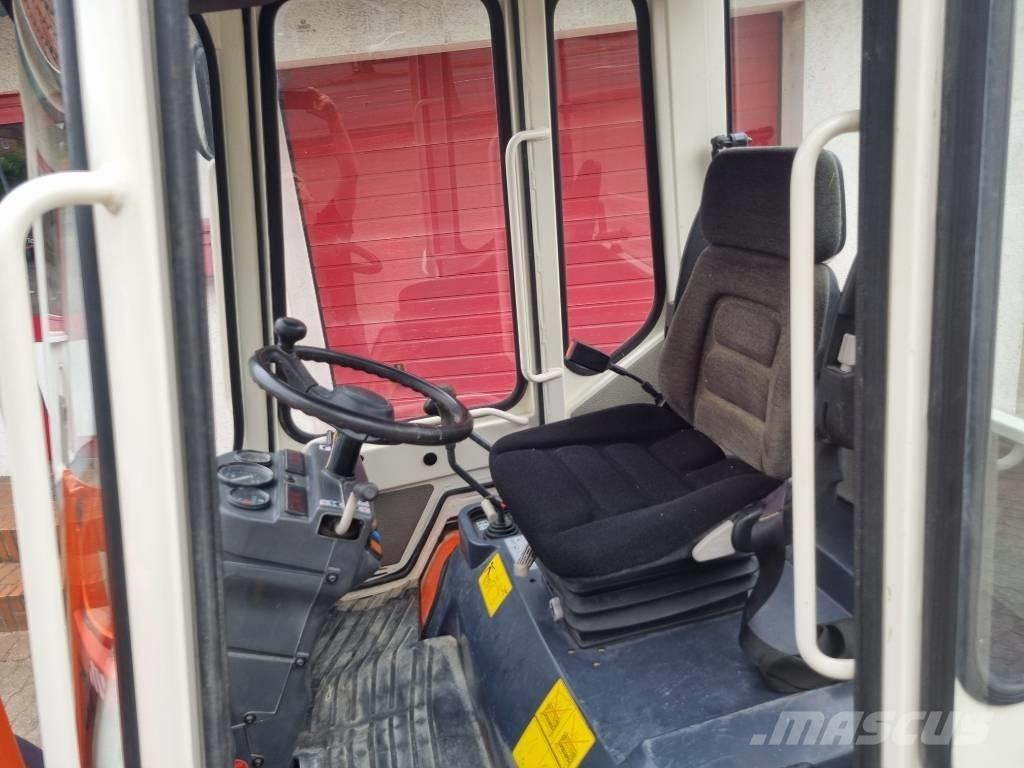 Kubota R 520 N Kolové nakladače