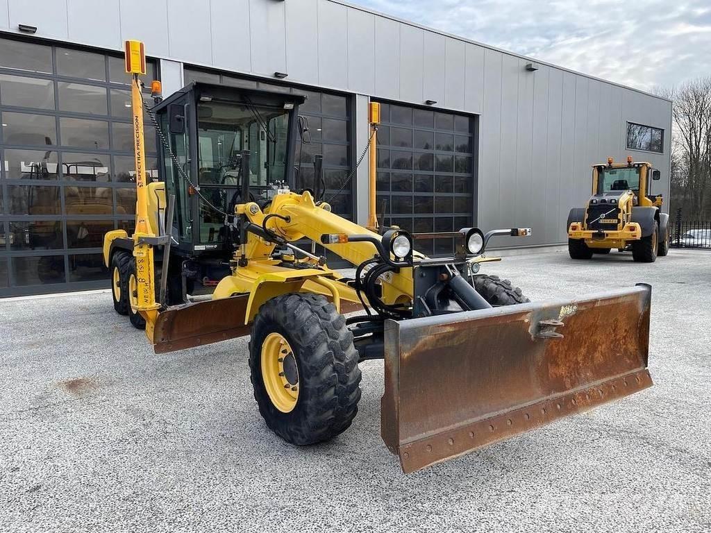 New Holland F106.6 Grejdry