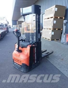 Toyota BT SWE 160 L Ruční paletové vozíky