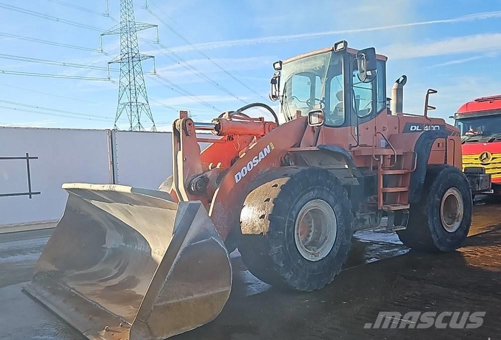 Doosan DL 400 Kolové nakladače