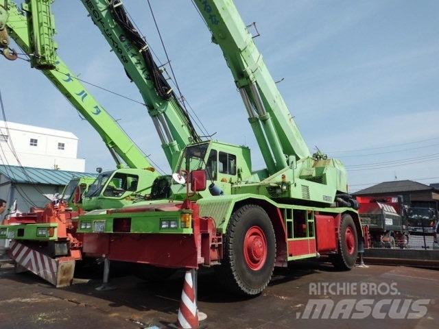 Tadano TR500M-2 Jeřáby pro těžký terén