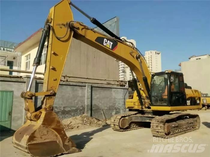 CAT 324 D2L Pásová rýpadla