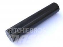 JCB - bolt - JRV0071 Výložníky a lžíce