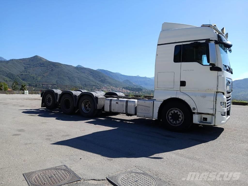 MAN TGX 35.580 Nákladní vozy na přepravu automobilů