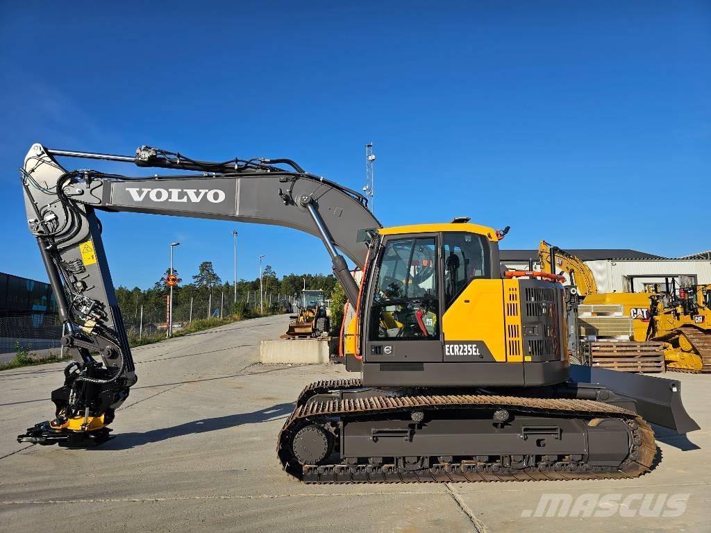 Volvo ECR235EL Pásová rýpadla