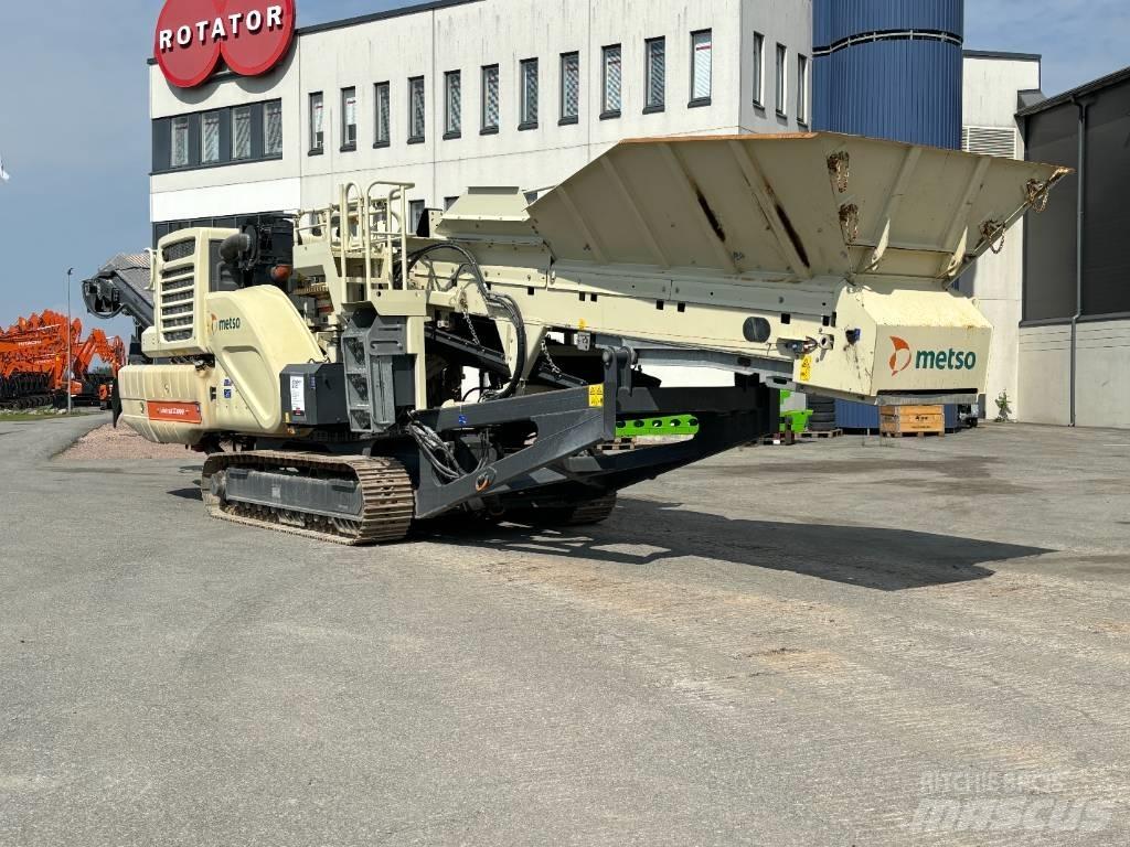 Metso LT200HP Mobilní drtiče