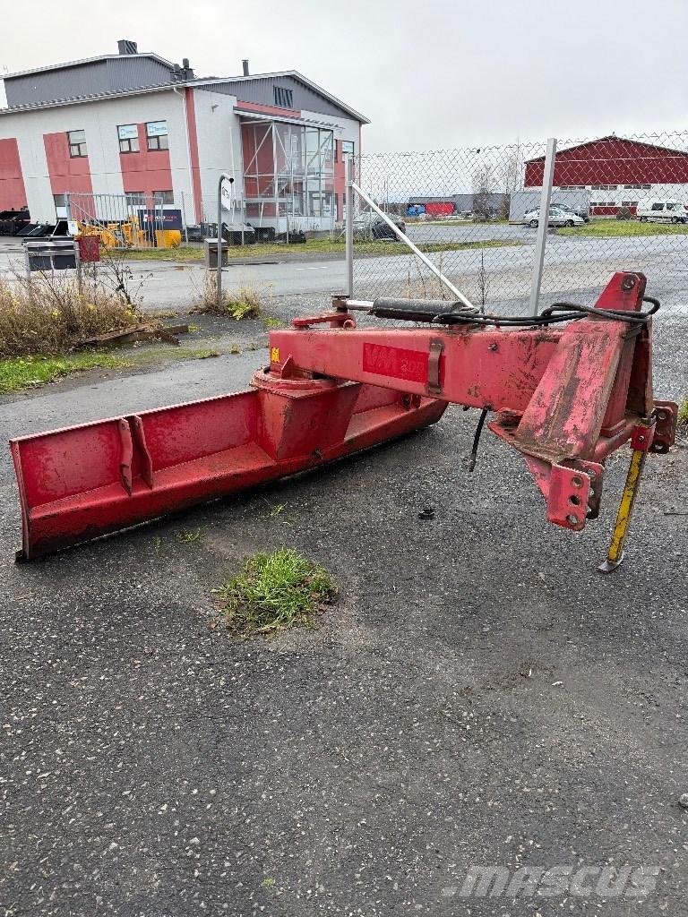 VM 300 JH 2 Tažené radlice