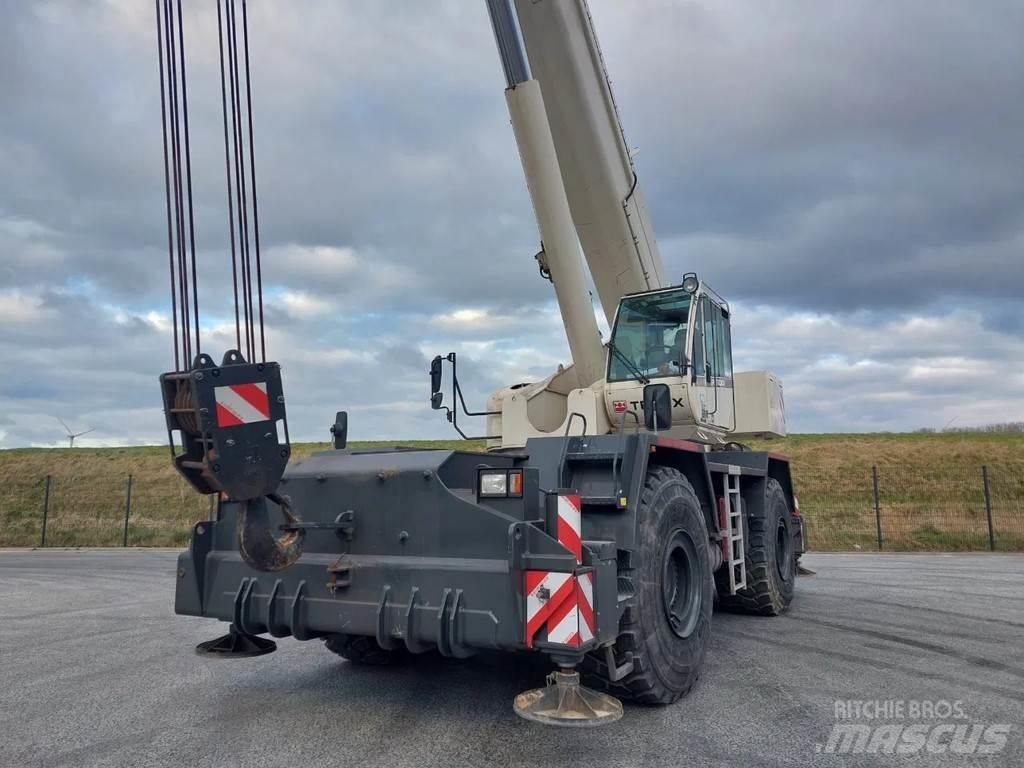 Terex RT100 Jeřáby pro těžký terén