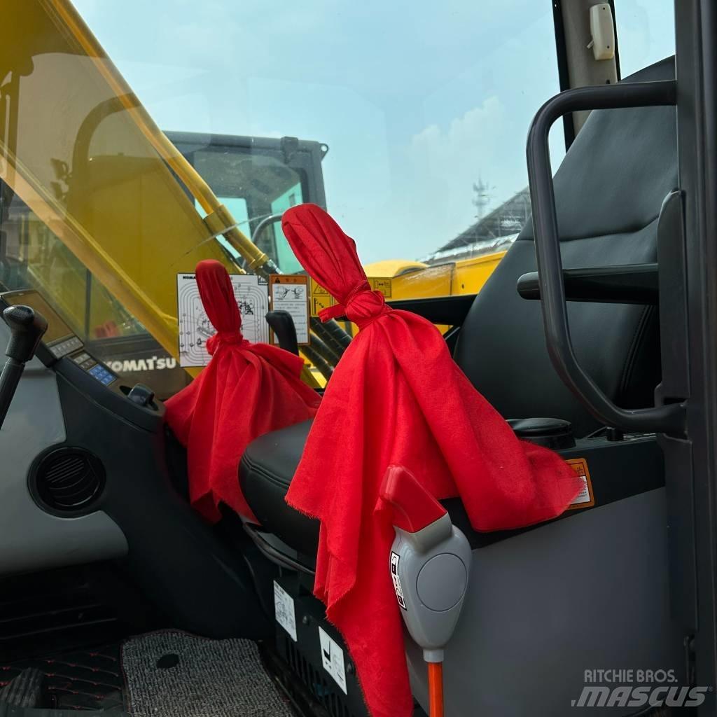 Komatsu 60-8 Pásová rýpadla