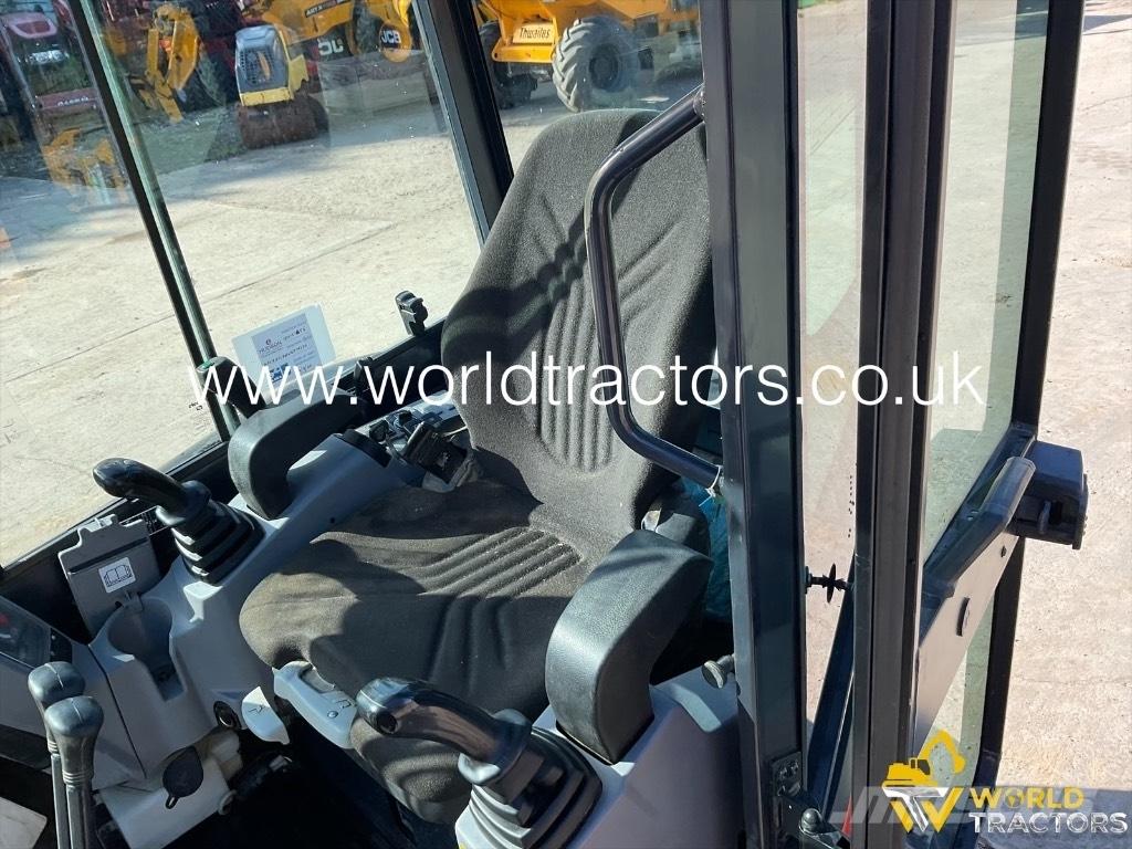 Kubota U 27-4 Mini rýpadla < 7t