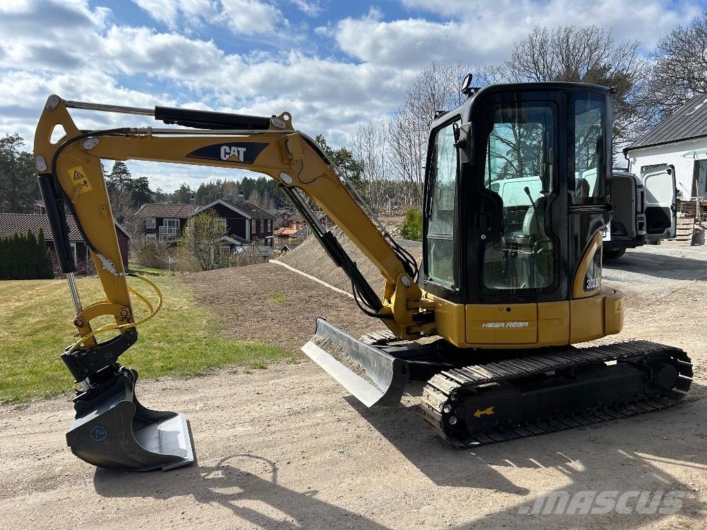 CAT 303.5 C Mini rýpadla < 7t