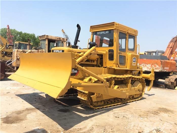 CAT D 6 D Pásové dozery