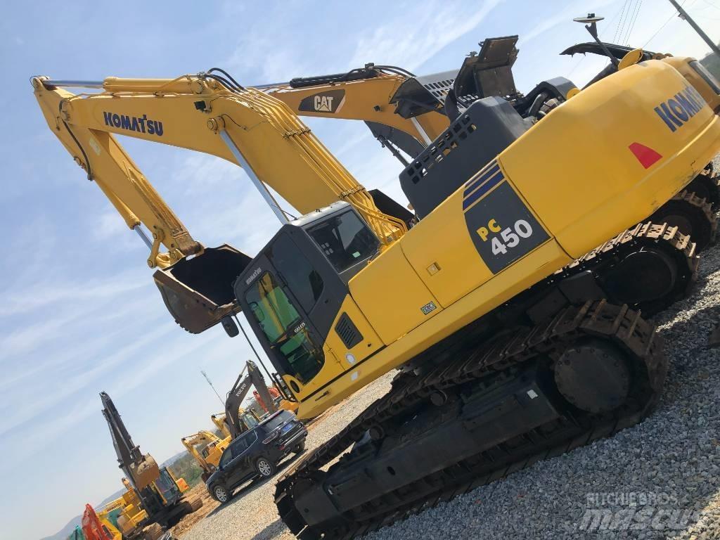 Komatsu 450 Pásová rýpadla