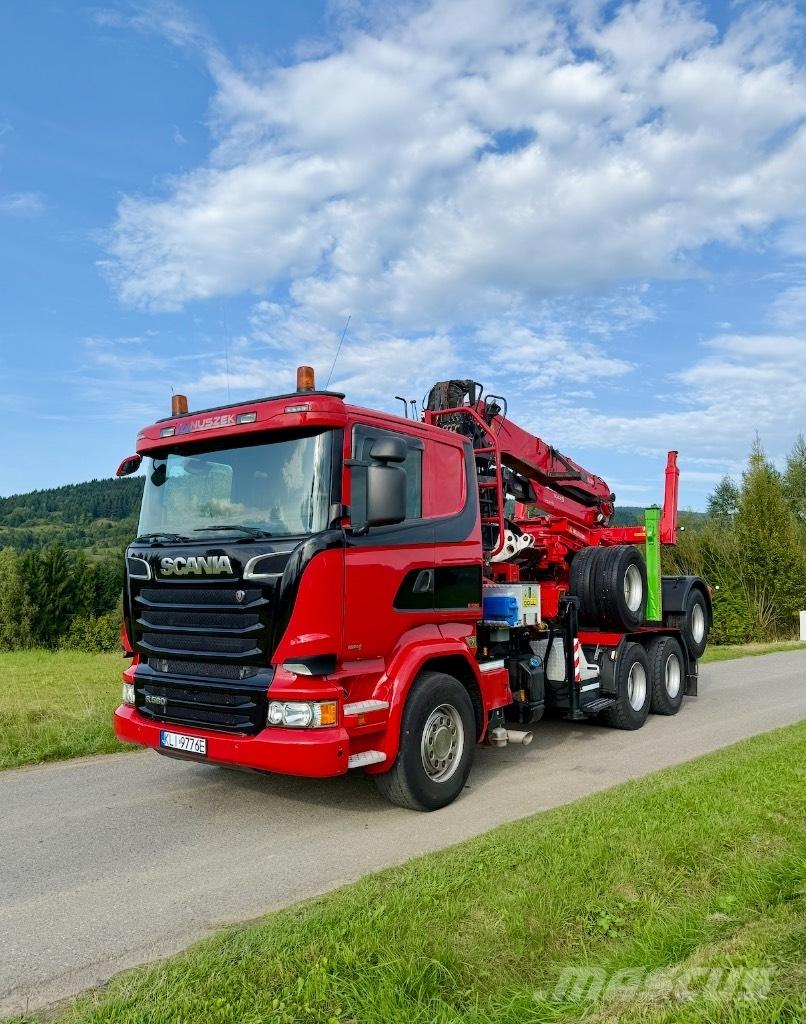 Scania R580 V8 6x4 Skříňová nástavba
