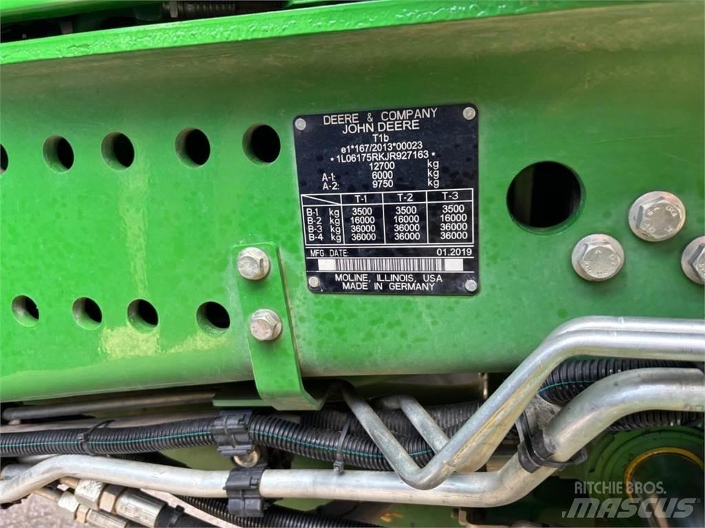 John Deere 6175R Traktory