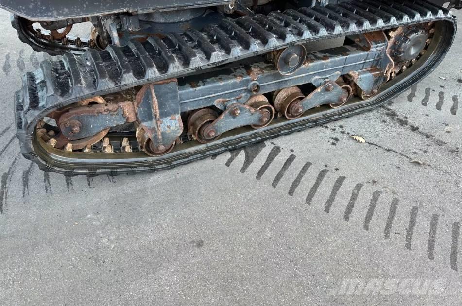 Kubota KC 250 HR-4 Pásové dempry