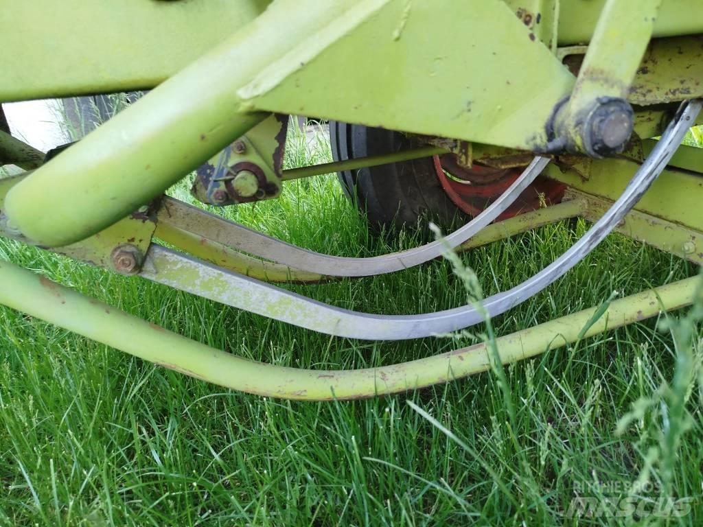 CLAAS Markant 52 Lis na hranaté balíky