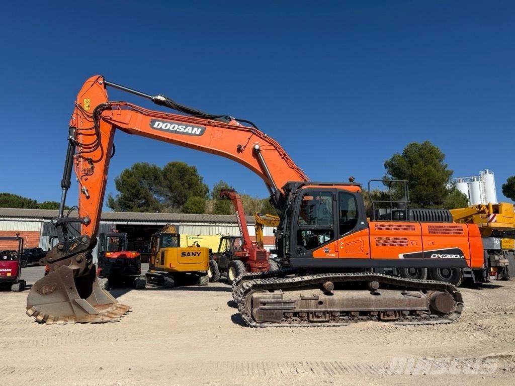 Doosan DX 380 LC Pásová rýpadla