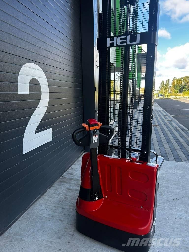 Heli CDD 12 Ručně vedené vysokozdvižné vozíky