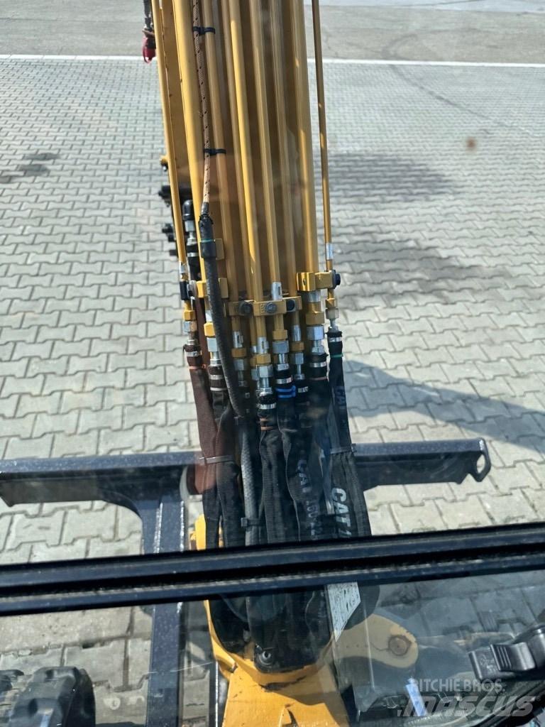 CAT 302.7 D CR Mini rýpadla < 7t
