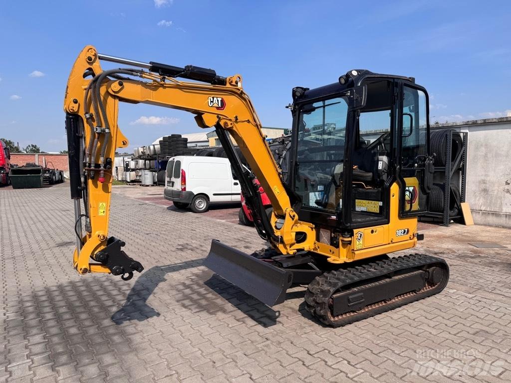 CAT 302.7 D CR Mini rýpadla < 7t