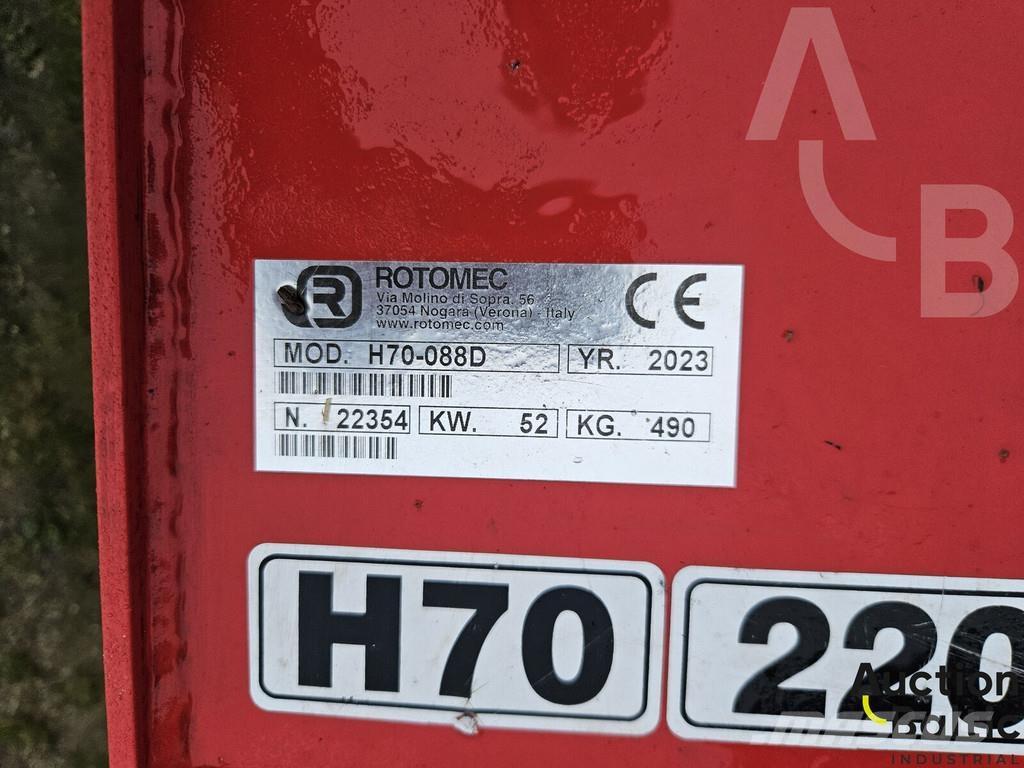 John Deere 4066 R Traktory