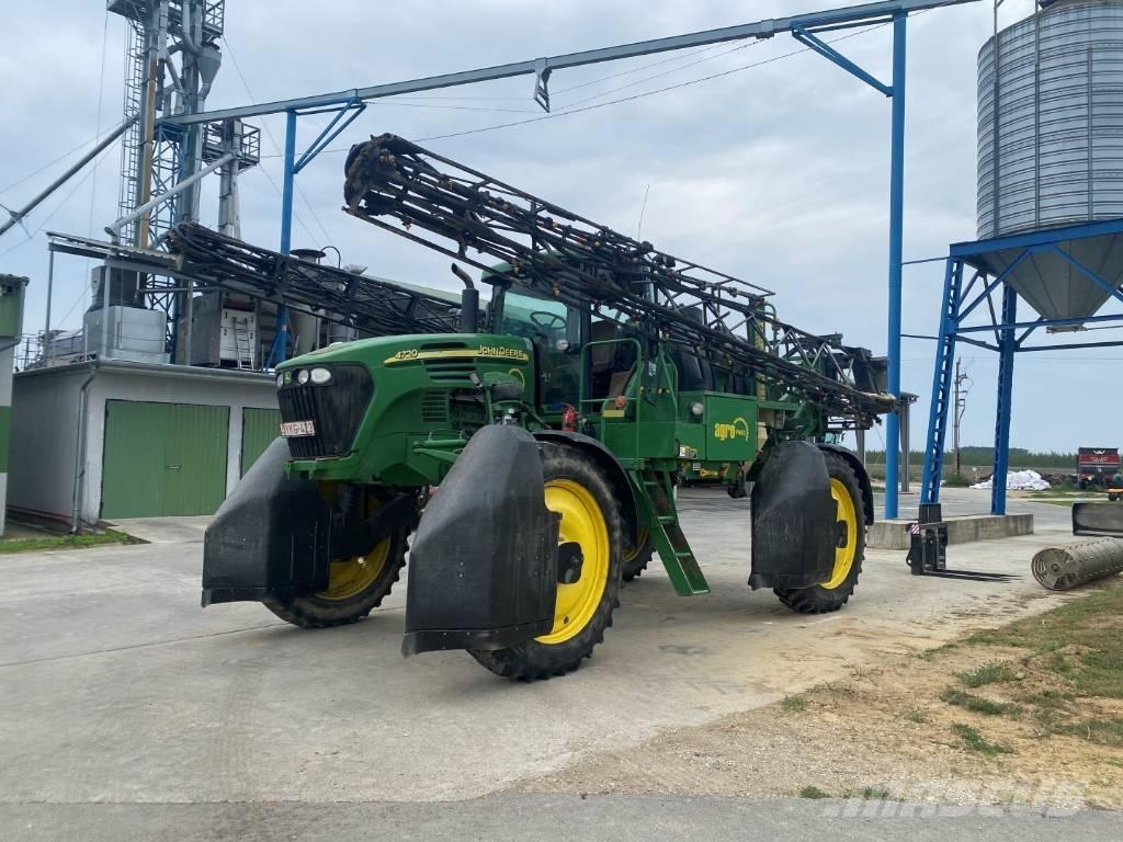 John Deere 4720 Samohybné postřikovače