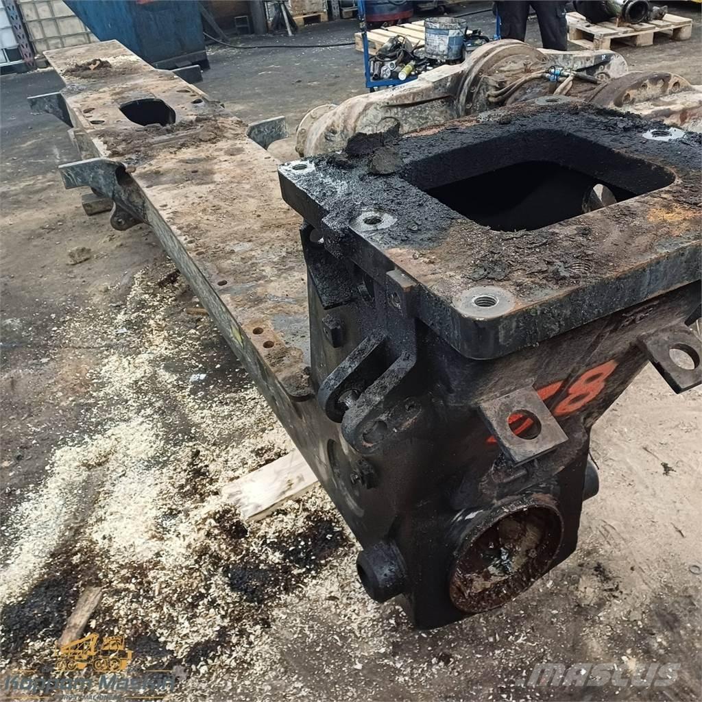 Komatsu 840tx Další komponenty