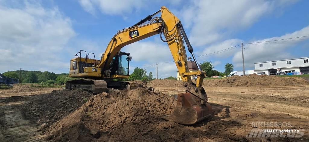 CAT 320 Pásová rýpadla
