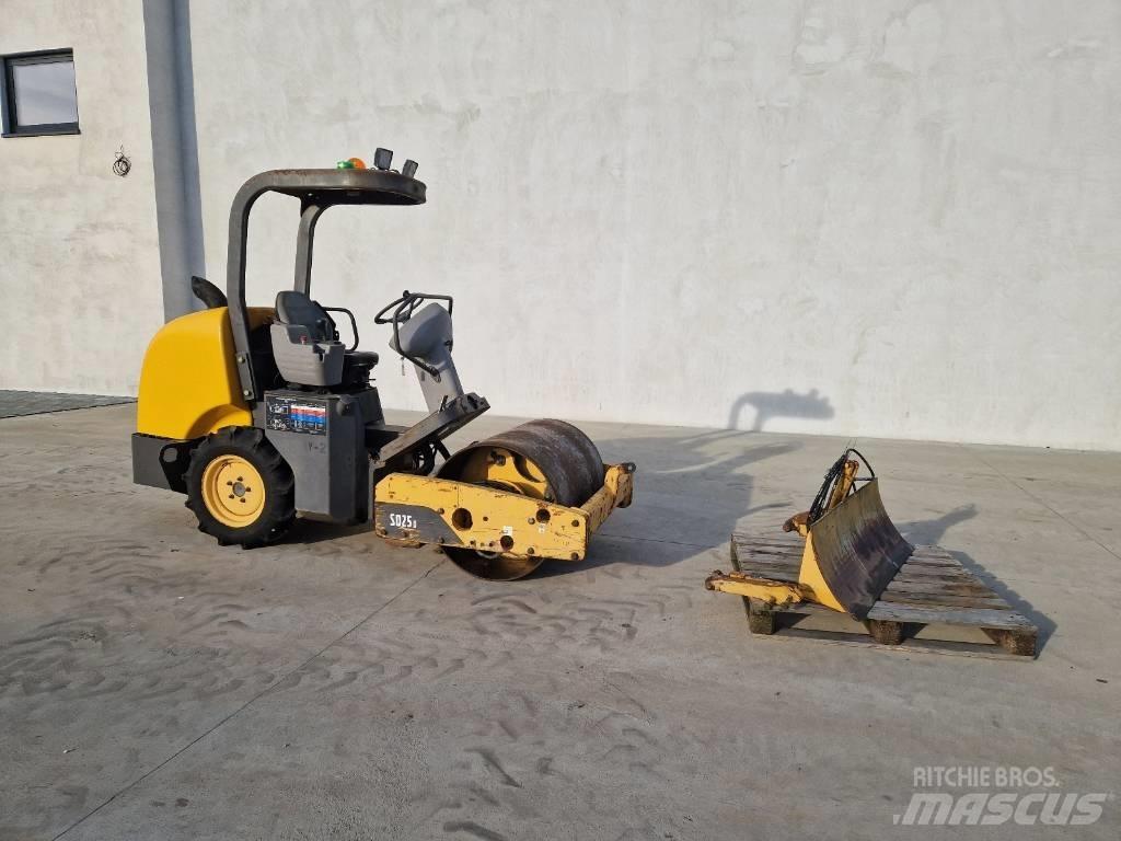 Volvo SD 25 D  R329 Tahačové válce