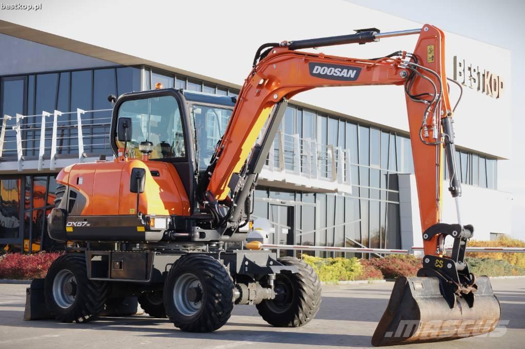 Doosan DX 57 W-5 Kolová rýpadla