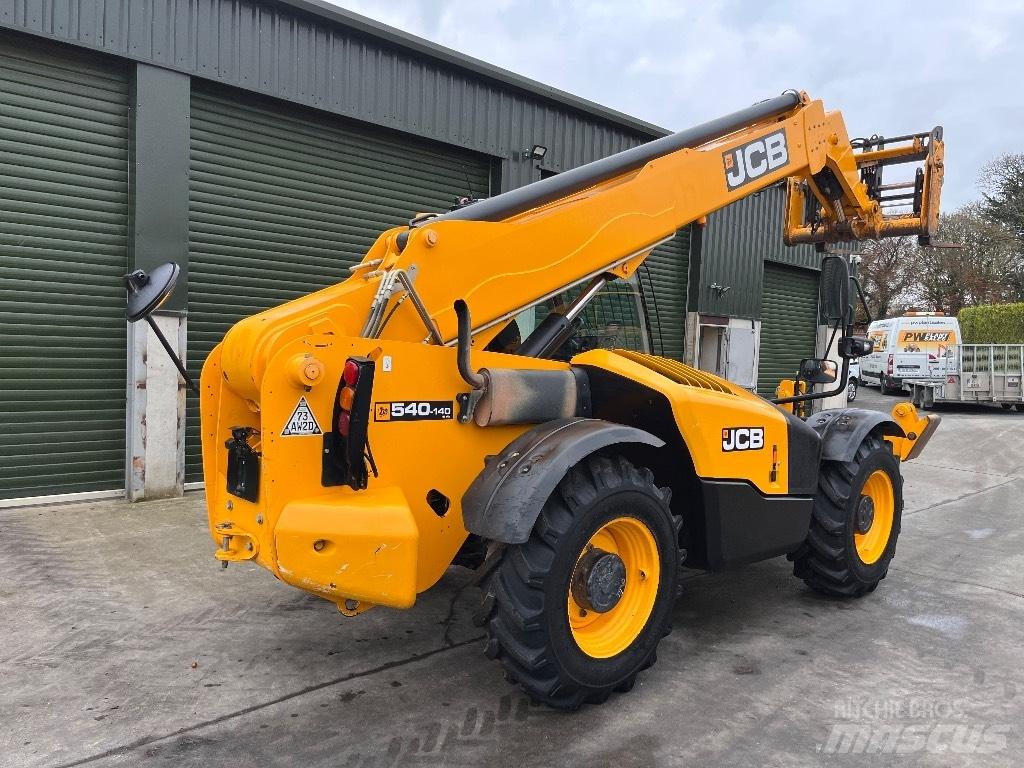 JCB 540-140 Teleskopické manipulátory