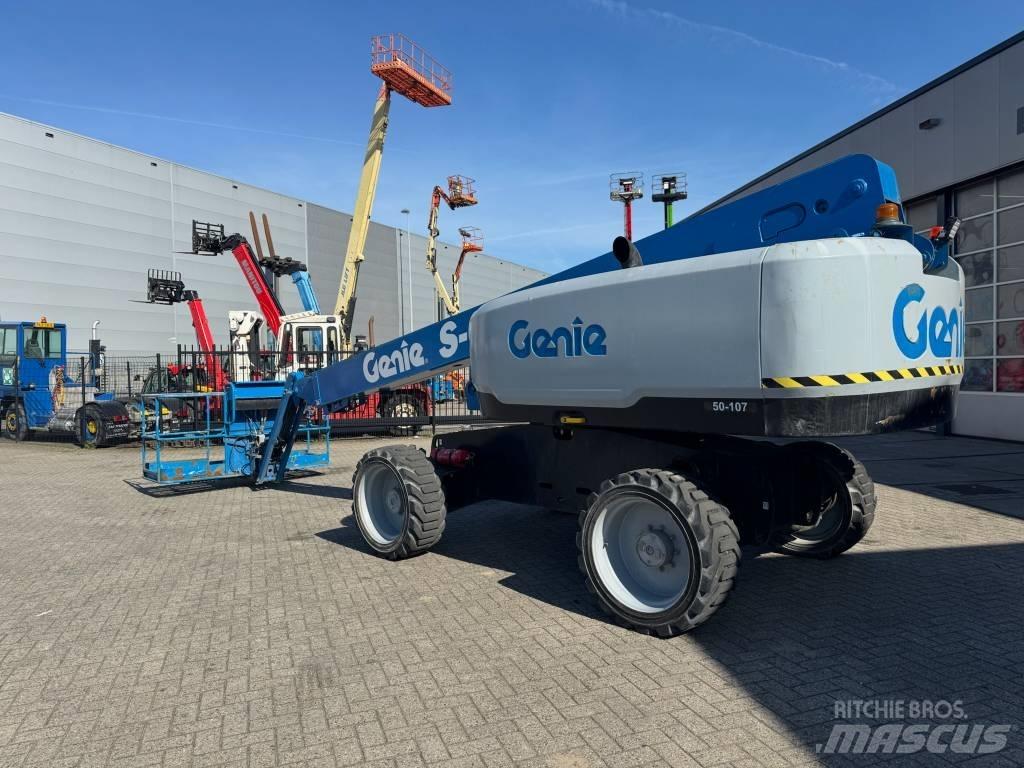 Genie S 65 Teleskopické plošiny