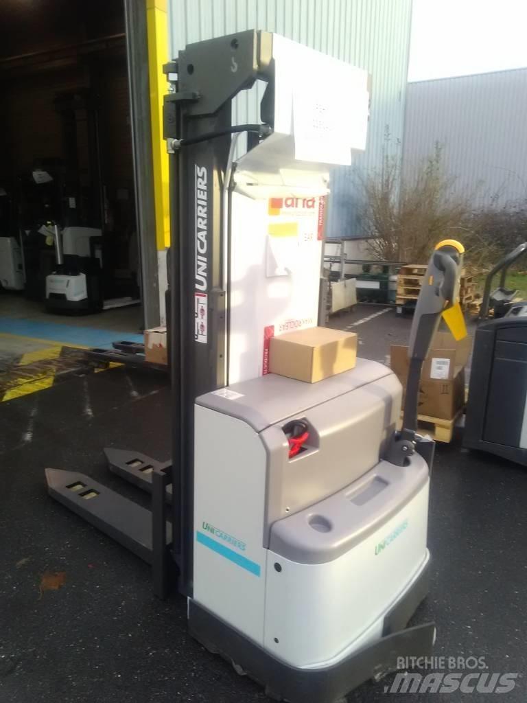 UniCarriers PSH200 Ručně vedené vysokozdvižné vozíky