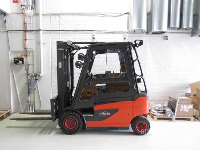 Linde E25 Akumulátorové vozíky